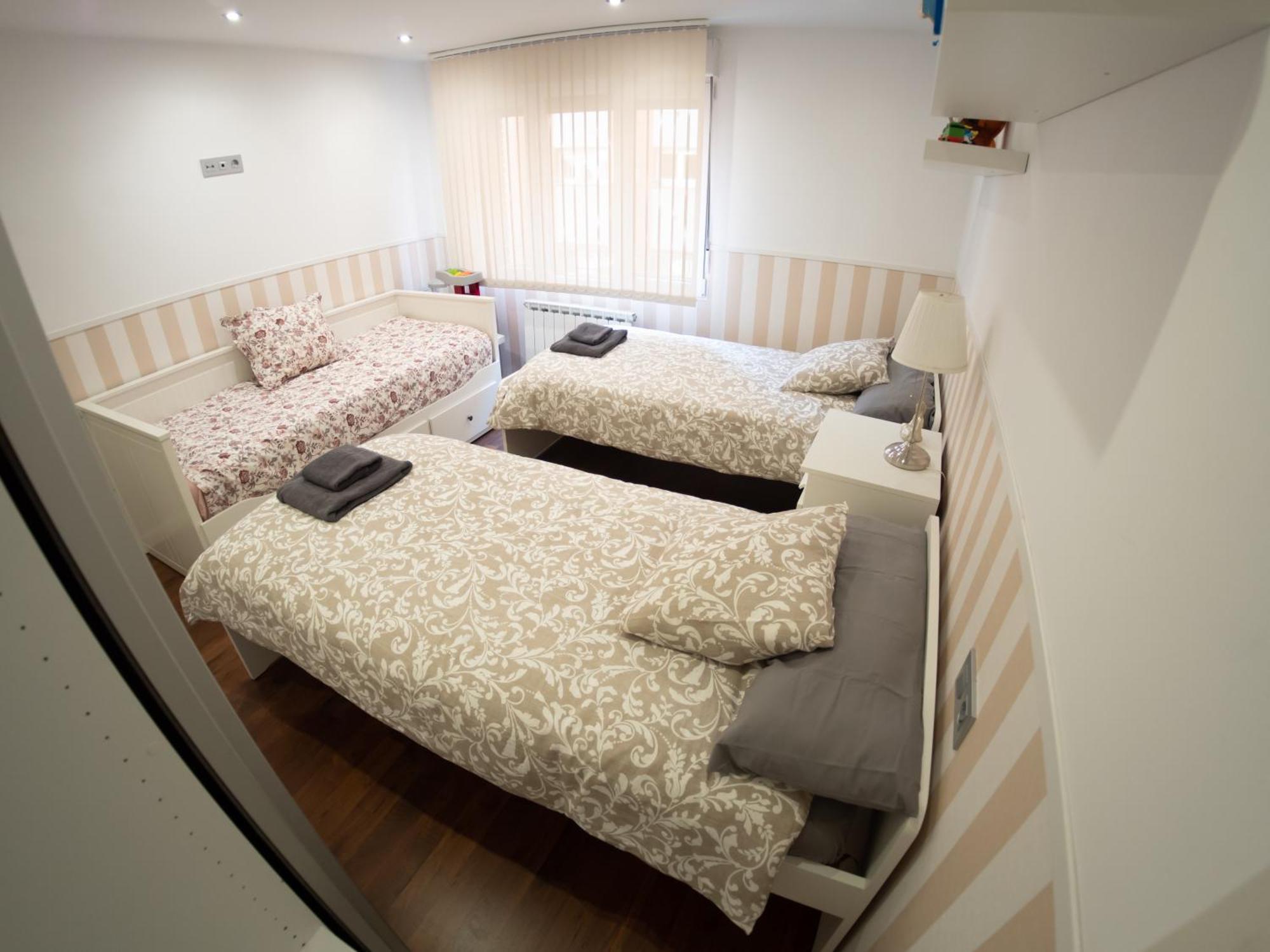 Appartement Piso céntrico en Oviedo con wifi Extérieur photo